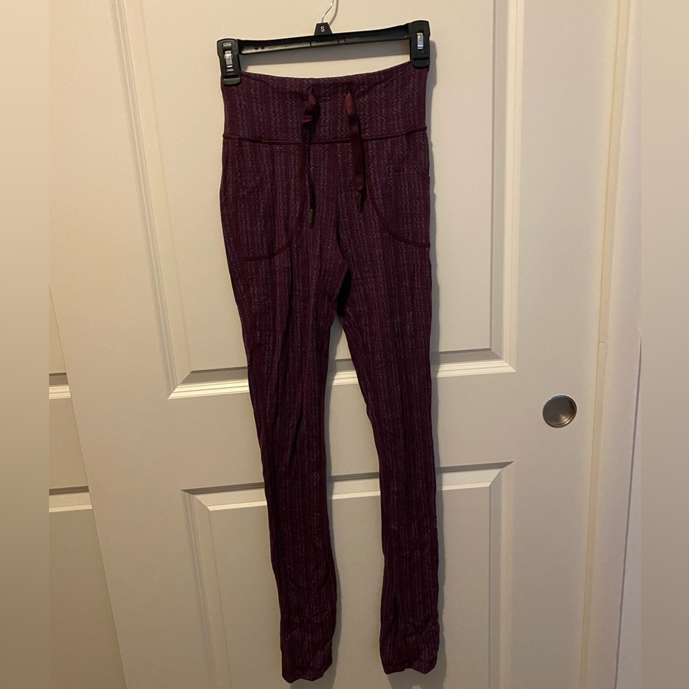 Lululemon straight leg tie yoga pants size 4